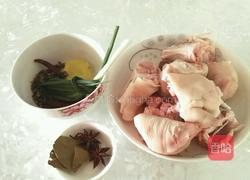 酸辣蹄花的做法图解1