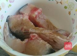 红烧鲤鱼块的做法图解2
