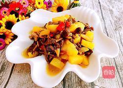 猪肉榛蘑炖土豆的做法图解9