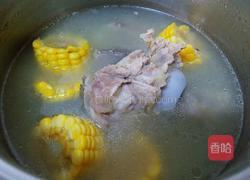 大骨玉米汤的做法图解6