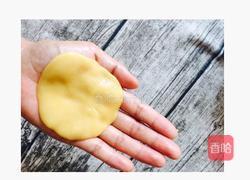 蛋黄莲蓉月饼的做法图解17