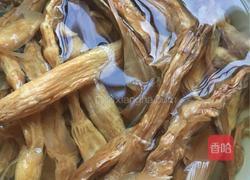 干笋炖田螺肉的做法图解3