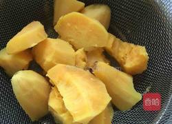 红薯甜甜圈的做法图解1