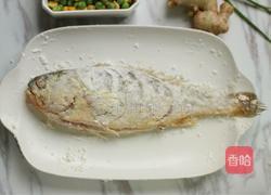 茄汁大黄花鱼的做法图解3
