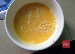 榨菜炒蛋的做法图解3