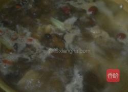 野蘑菇炖鸡的做法图解10