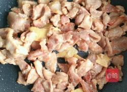 西芹炒肉片的做法图解5