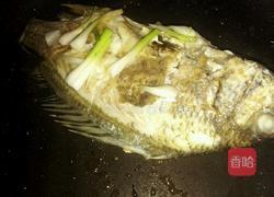 煎海鱼的做法图解3