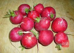 凉拌樱桃萝卜的做法图解2