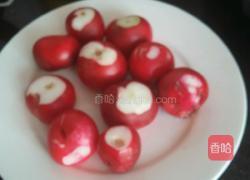 凉拌樱桃萝卜的做法图解3