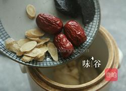 何首乌炖鸡的做法图解4