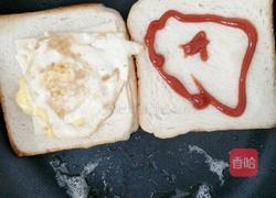 儿童早餐搭配三文治玉米水果豆浆的做法图解2