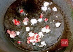 扇贝丁炒鸡蛋的做法图解5