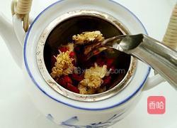 枸杞菊花茶的做法图解3