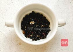 黑豆红枣米糊的做法图解1