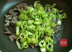 辣椒炒鸡肾的做法图解5