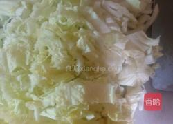 白菜炒肉的做法图解2