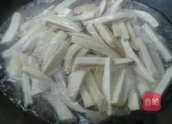 杏鲍菇炒青椒的做法图解4