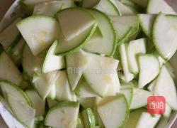 炒西葫芦的做法图解1