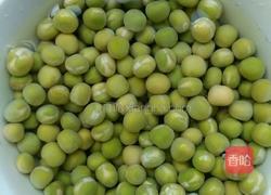 香酥豌豆的做法图解1