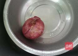 洋葱炒牛肉片的做法图解1