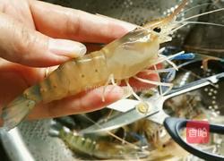 油爆沼虾的做法图解3