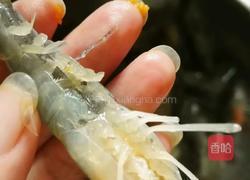 白灼盐水沼虾的做法图解5