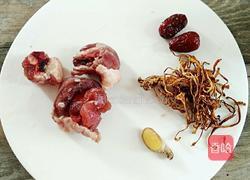 虫草花炖鸭汤的做法图解1