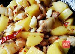 土豆烧肉的做法图解5