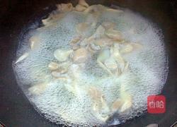 蘑菇肉丸汤的做法图解5