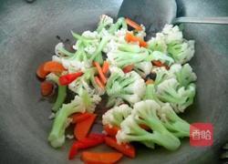 豆豉酱爆有机花菜的做法图解9