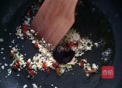 火腿炒菇的做法图解6