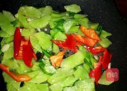 莴笋炒牛肉的做法图解9