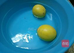 柠檬蜂蜜水的做法图解1