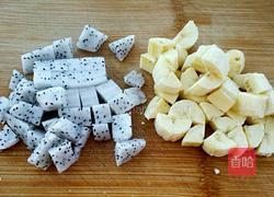 千岛酱水果沙拉的做法图解3