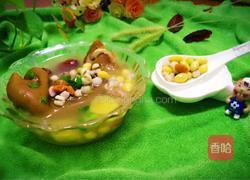 黄豆薏米猪脚汤的做法图解7