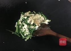 小葱煎鸡蛋的做法图解4