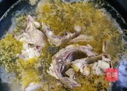 栗子煲雞的做法图解1