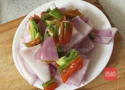 黑椒汁洋葱炒猪肝的做法图解2