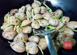 白葡萄酒葱烧蛤蜊的做法图解6