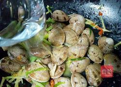 白葡萄酒葱烧蛤蜊的做法图解7