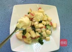 苹果黄瓜沙拉的做法图解4