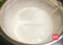 椰香火龙果慕斯的做法图解13