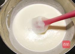 椰香火龙果慕斯的做法图解17