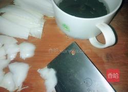 白菜木耳的做法图解2