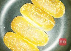 儿童早餐热狗包鸡蛋奇异果牛奶的做法图解3