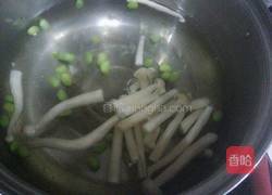 菜花炒豆菇的做法图解3