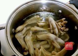 红烧鸭掌的做法图解2