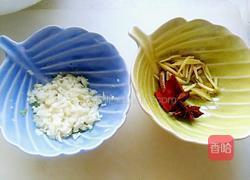 凉拌包头菜的做法图解2