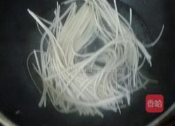 豆角肉丝炒面的做法图解2